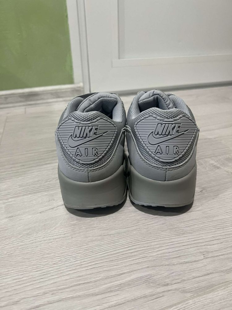 Nike air max