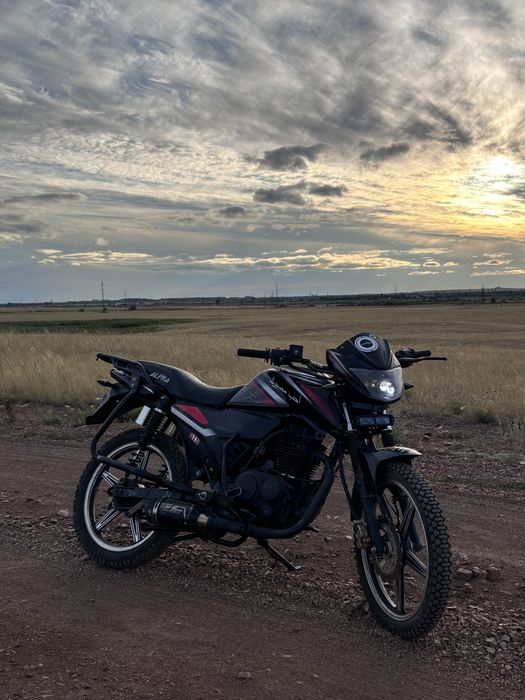 Продам мотоцикл 150кубов