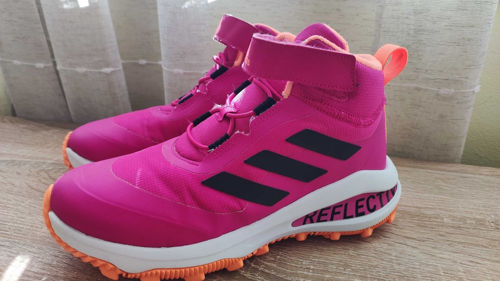 Зимни обувки Adidas