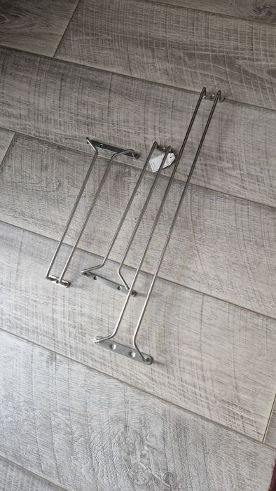 Продам подвесные держатели для бокалов  3шт в (бар,дом)