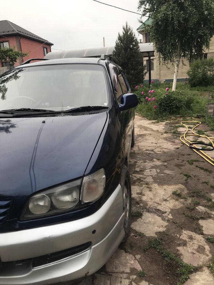 Toyota Ipsum продаю