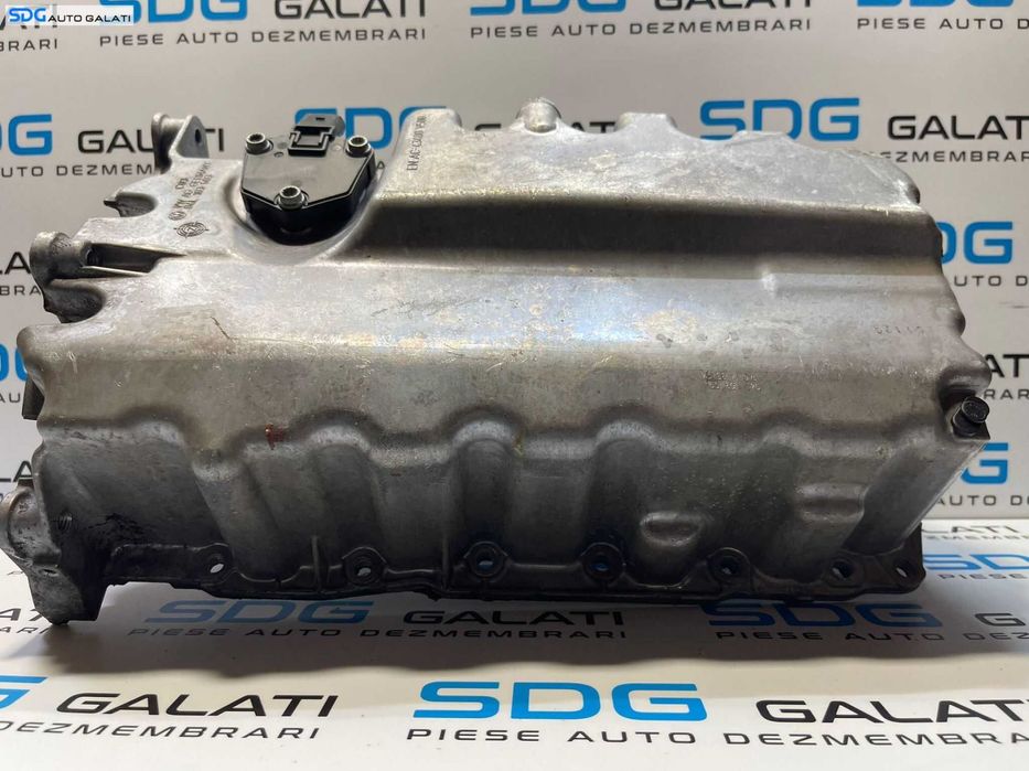 Baie de Ulei Volkswagen Passat B8 2.0 TDI CUUA DFCA DDAA CRLB CRGA DFGA CRLD DFGA DFHA DFEA 2015 - 2021 Cod 04L103603 04L103603C [B3906]