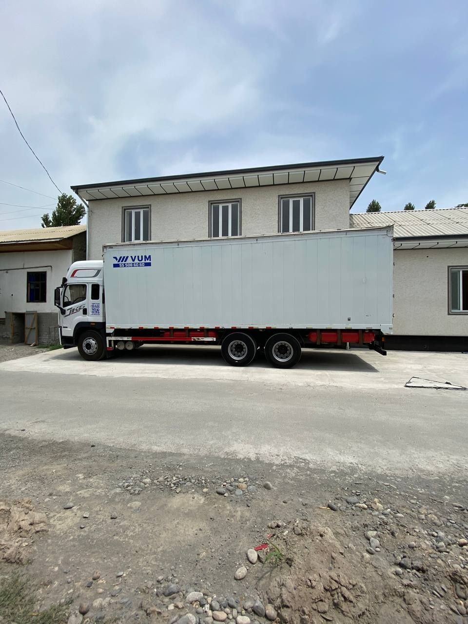 Faw 8.5m furgon 2022yil