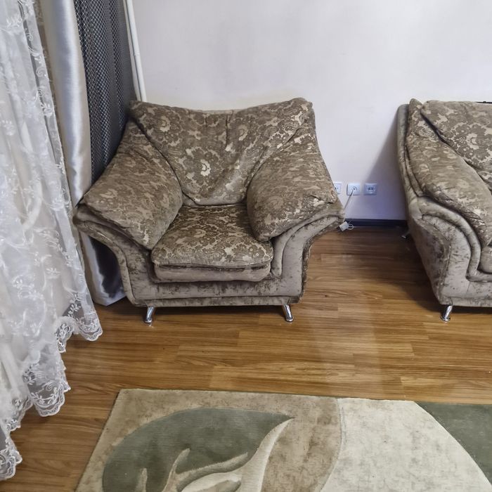 Продам Диван и кресло