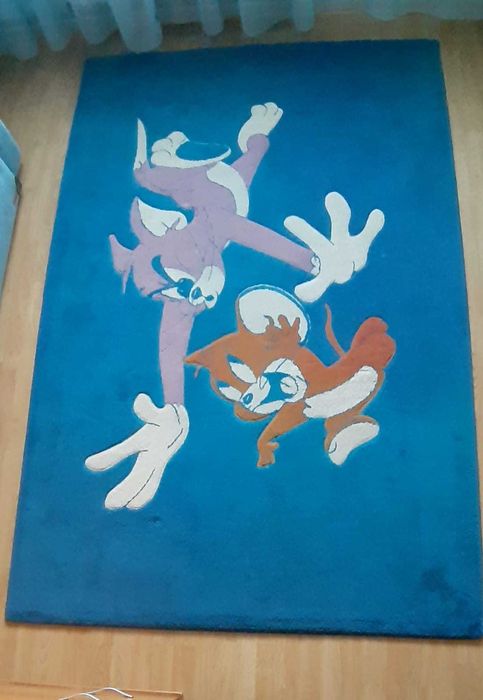 Vând covor lână 100 % - camera copii - made in Turcia.  Preț 250 lei.,