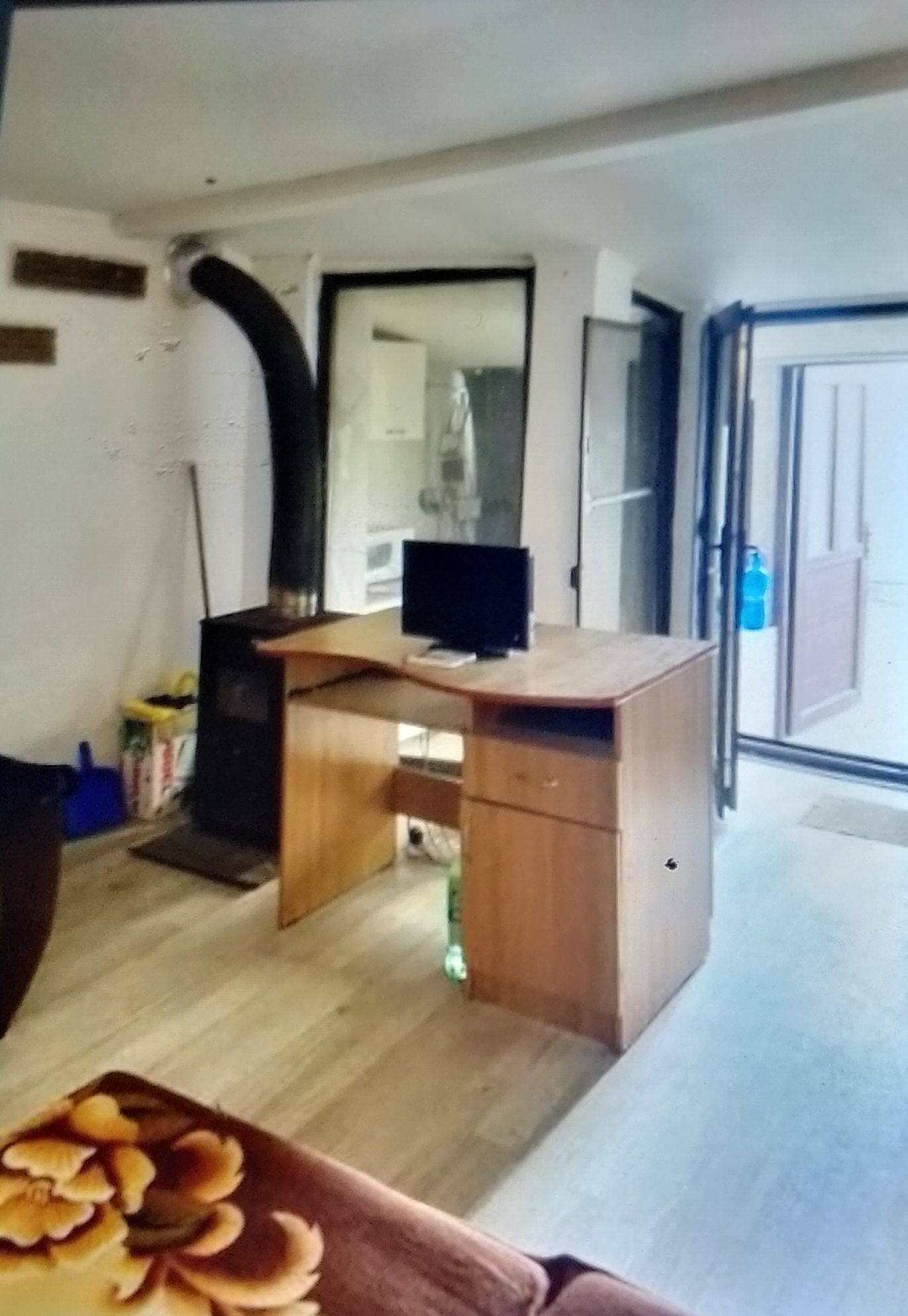 Închiriez casa Movileni