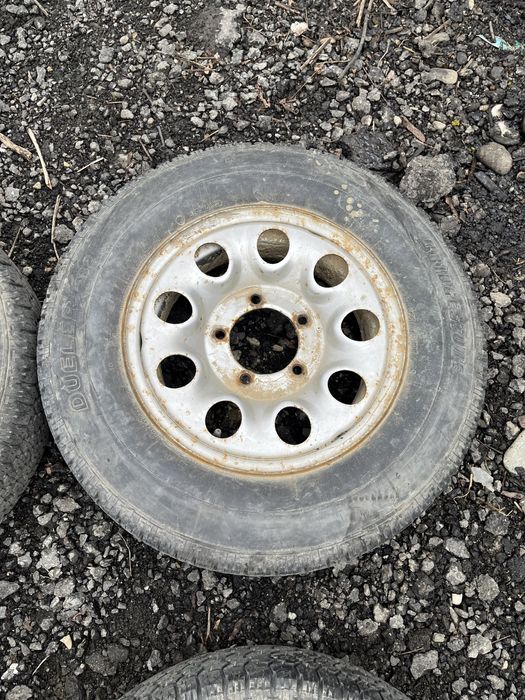 Vând jante Suzuki vitara pe 15 cu cauciucuri bune