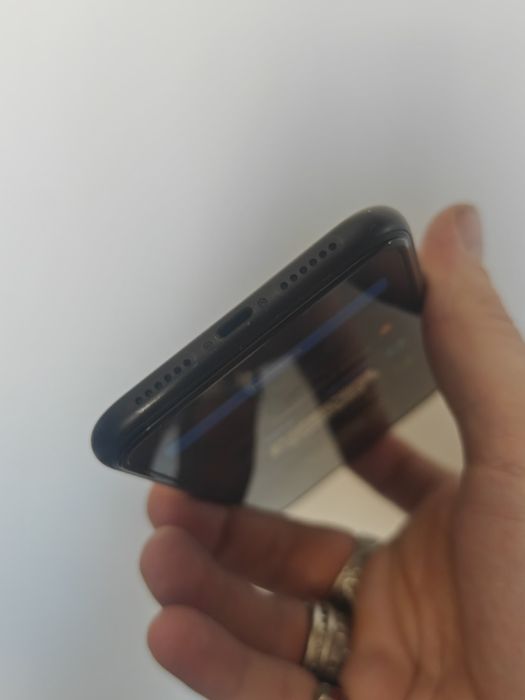 Iphone xr black 128gb 87% bateria