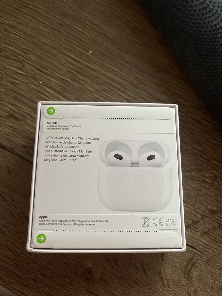 Apple Air pods 3 am nevoie de bani Urgent sa scot lantul de la amanet!