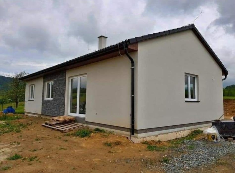Executam case din panouri Sandwich termoizolate
