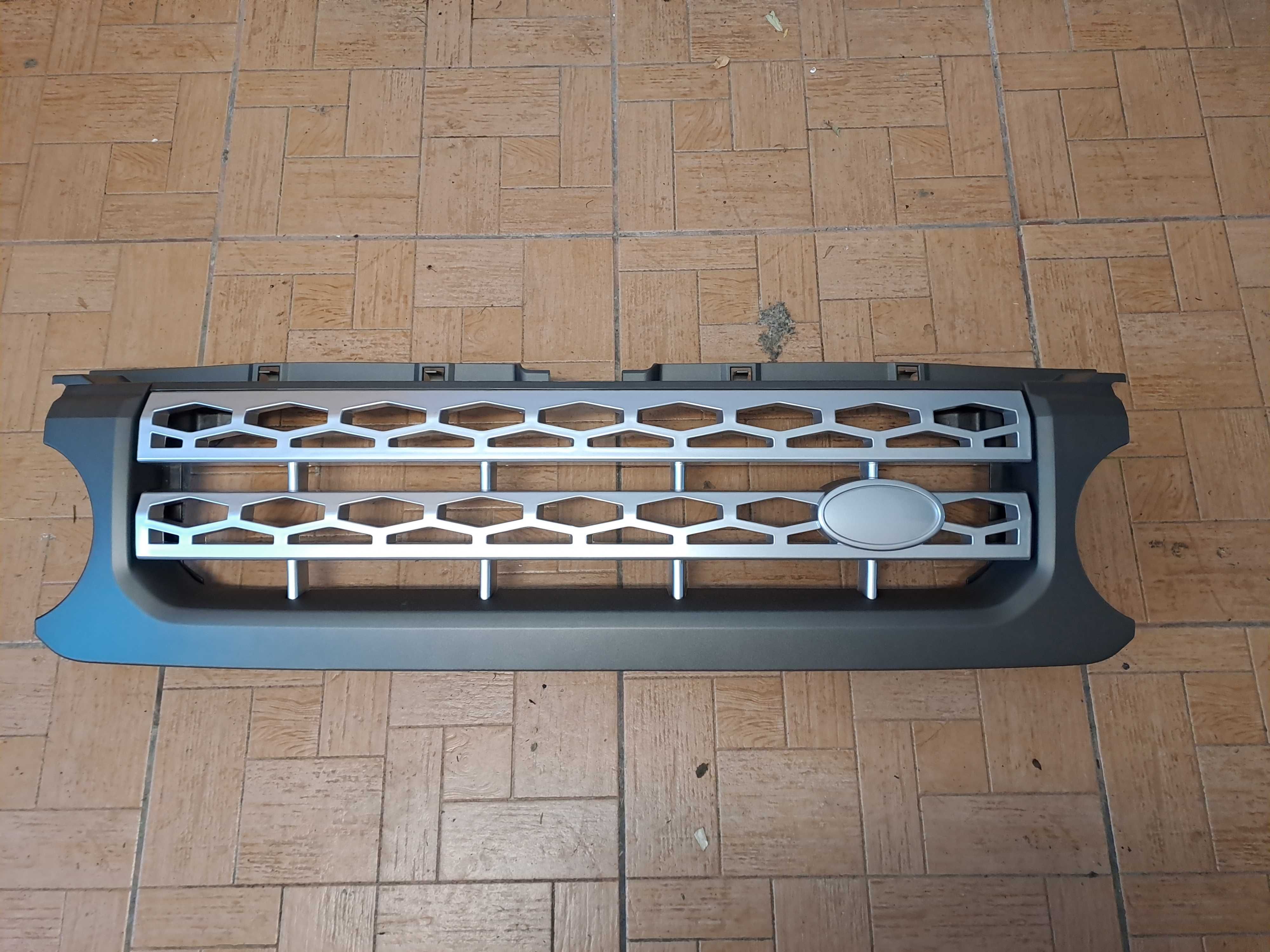 Grila cu semn  radiator capota Land Range rover Sport