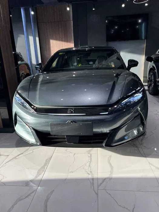 Byd Han L hybrid