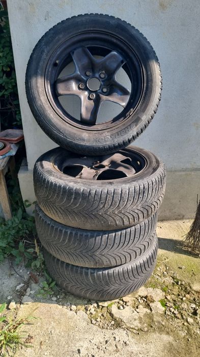 Set Cauciucuri iarna si vara 205/55/r16
