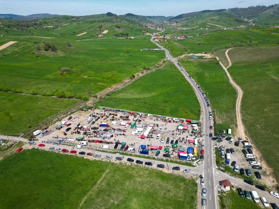 Teren intravilan Comuna Barcani