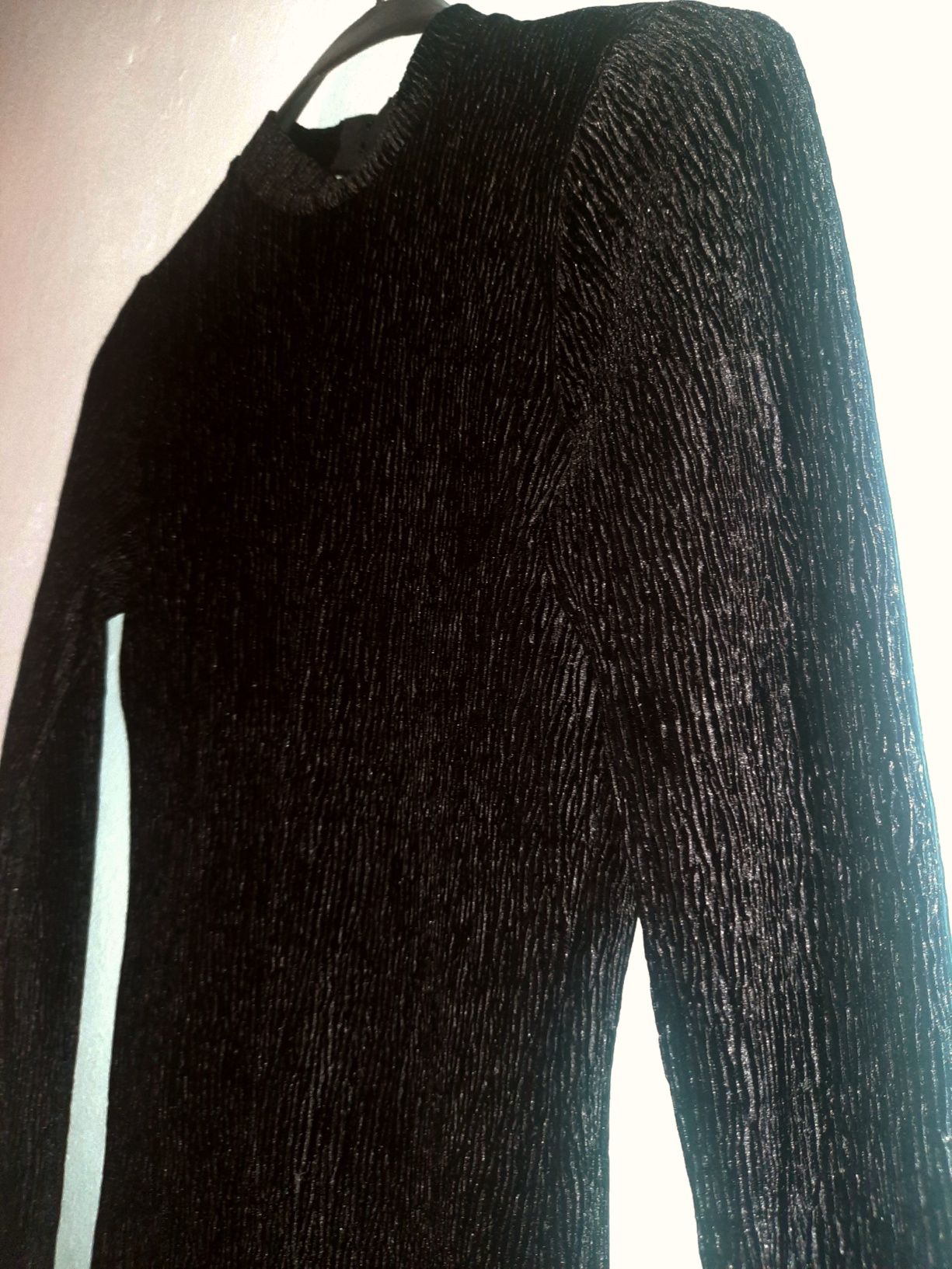 Черна рокля по тялото H&M