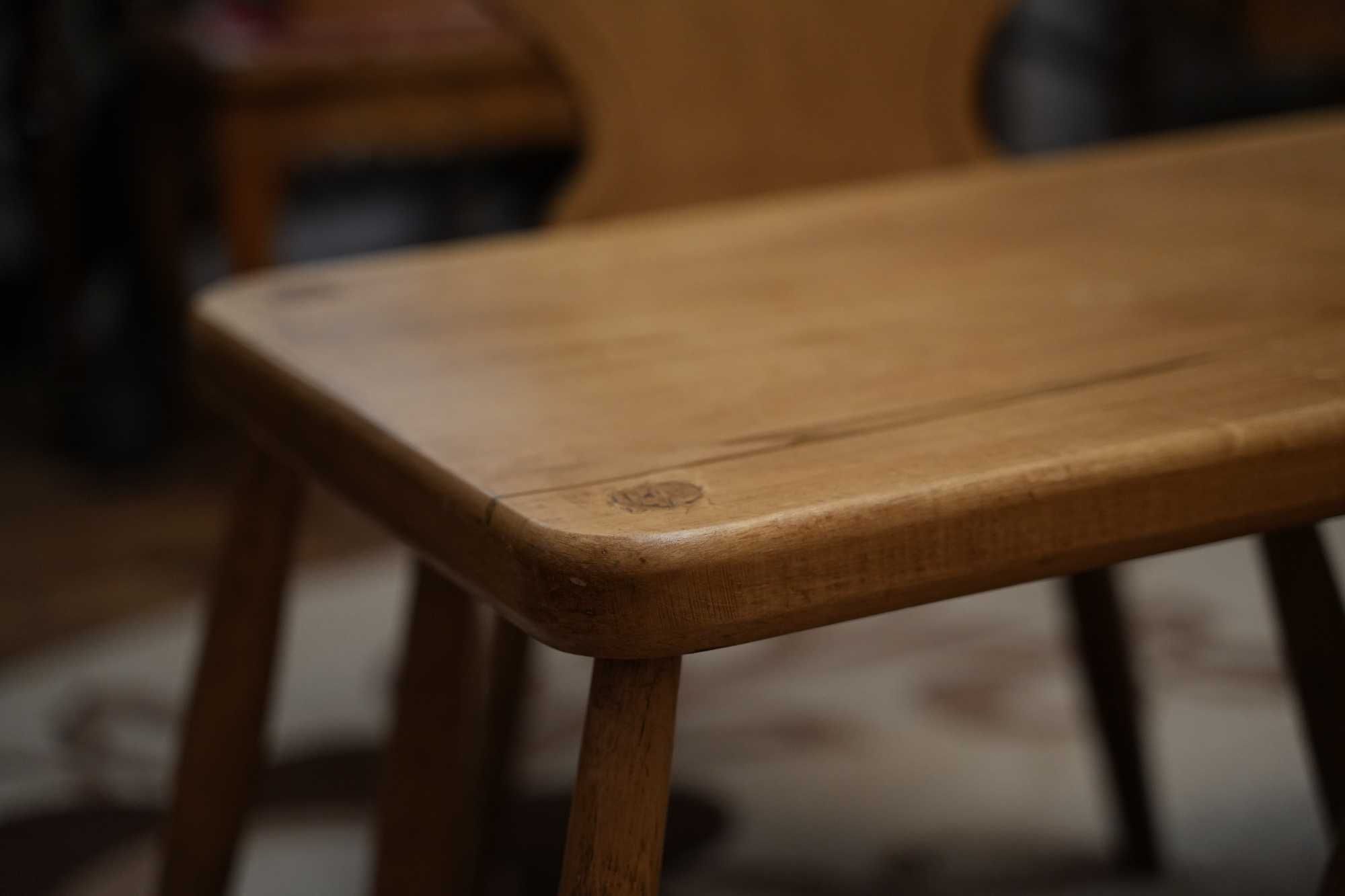 Set Masuta cu scaune, lemn de Tei,  rustic, sculptate manual