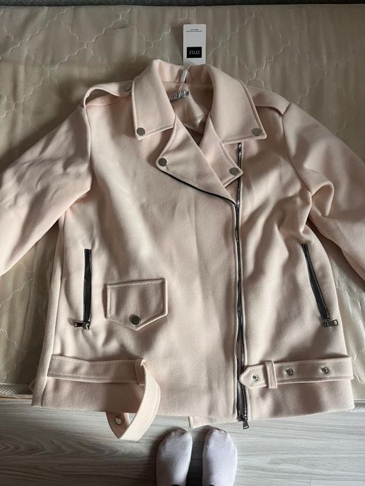 Продается куртка и спортивка