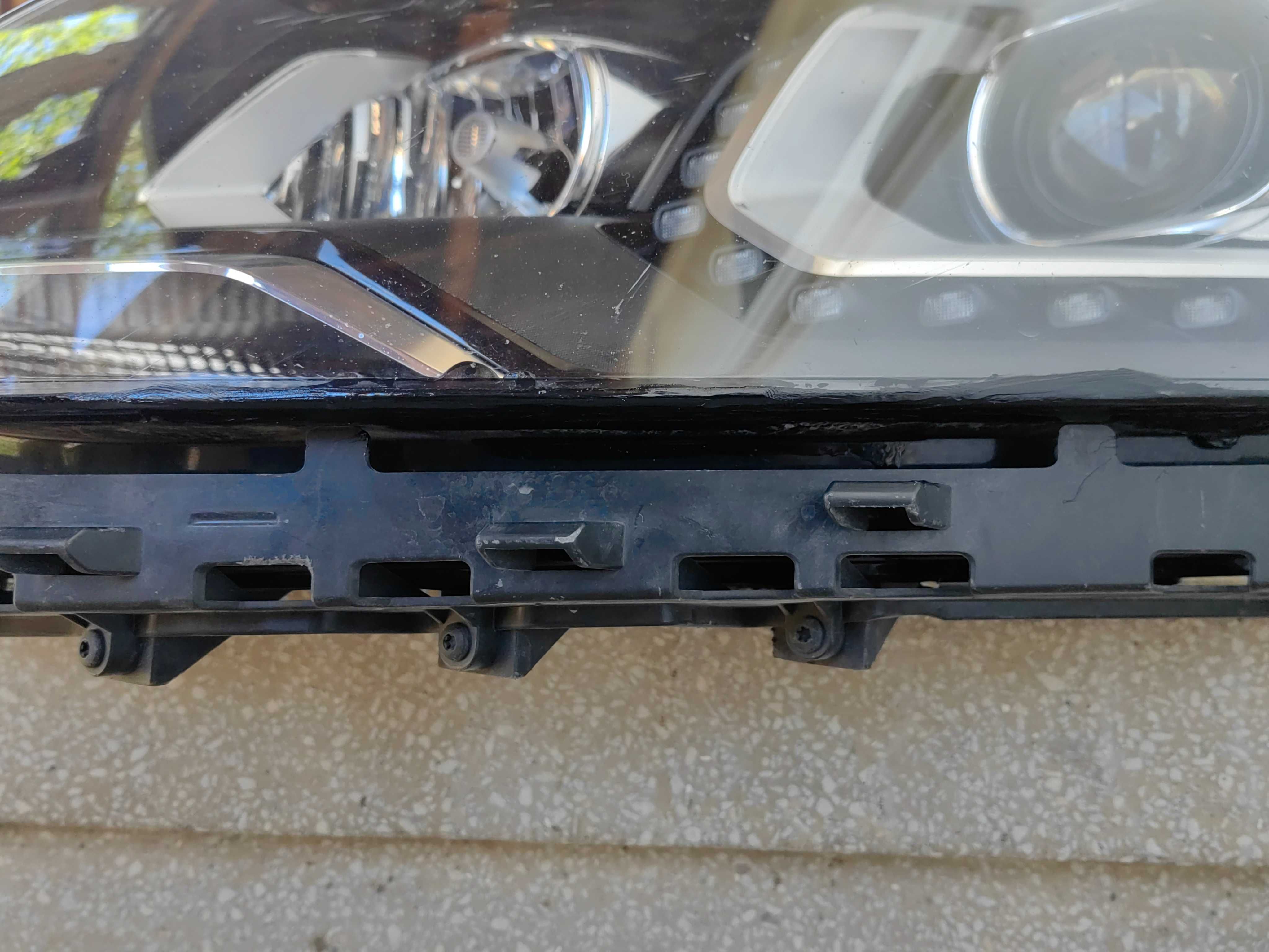 Фар VW Sharan Bi-Xenon LED ляв / Фар Шаран ксенон / Фар Sharan Оригина