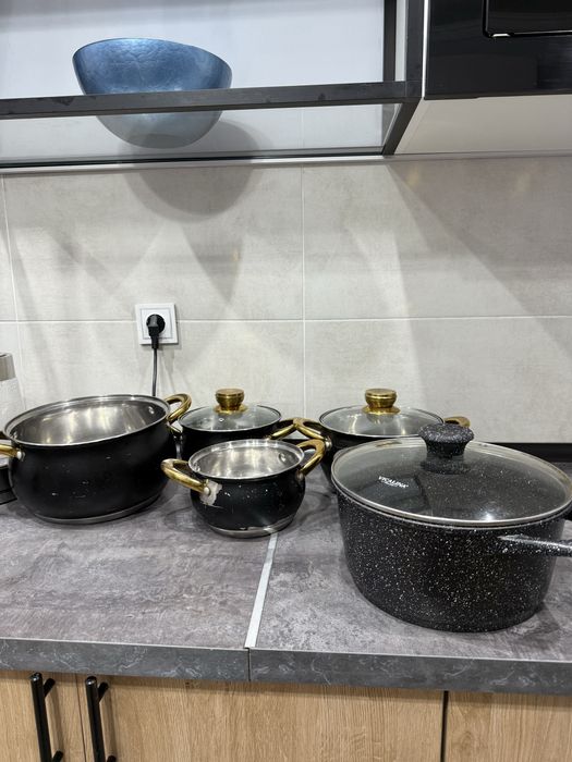 Набор 5 кастрюль за 4000