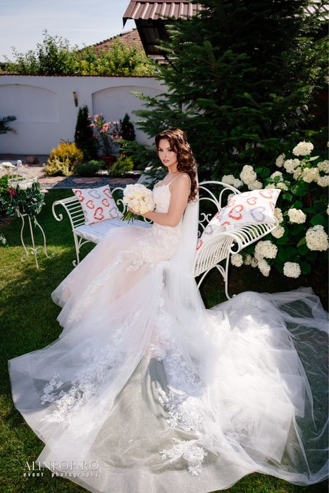 Rochie de mireasa marca Enzoani Magnolia (cadou voal și cerc)