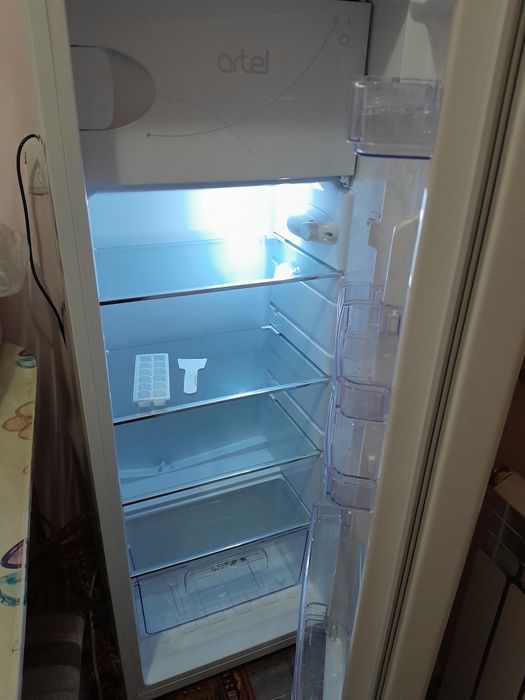 Холодильник Артель. 140см