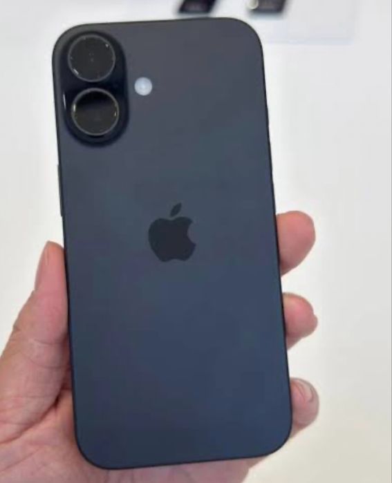 IPhone 16 с гарантией