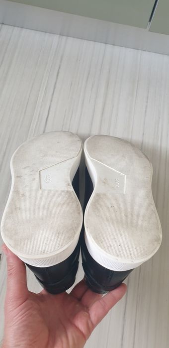 Hugo Boss Leather  41/26см ОРИГИНАЛ Мъжки спортно - елегантни  ест. ко