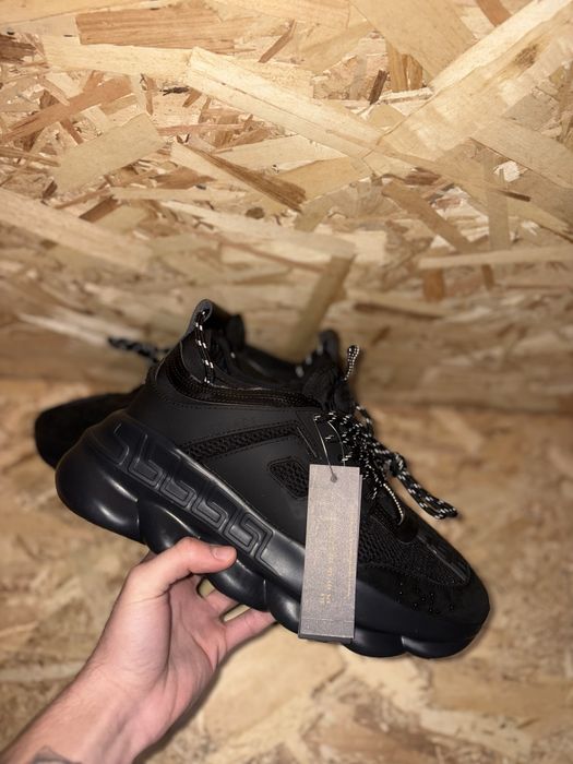 Versace Chain Reaction