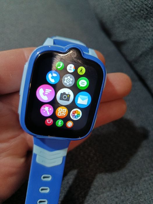 Смарт часовник за дете