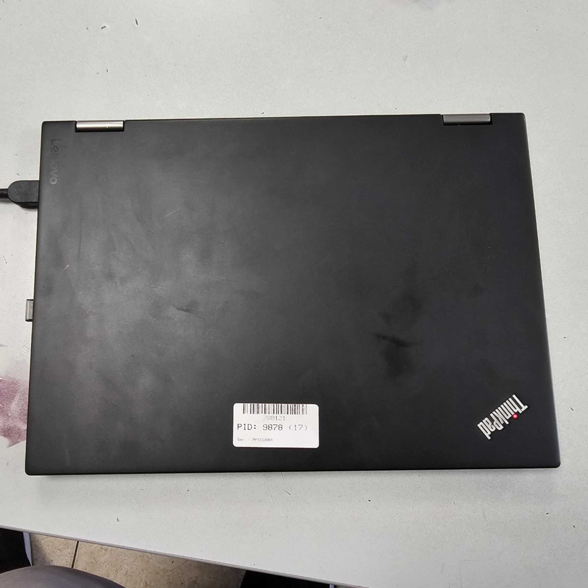 Лаптоп Lenovo Yoga 370