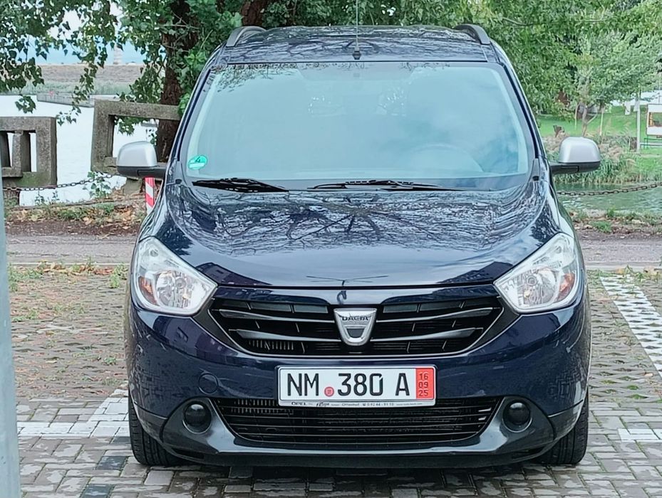 Dacia Lodgy an 2014_1.5DCI_Navi_Climatic_Euro5_Mașină pt pretențioși_-_-171mii km.