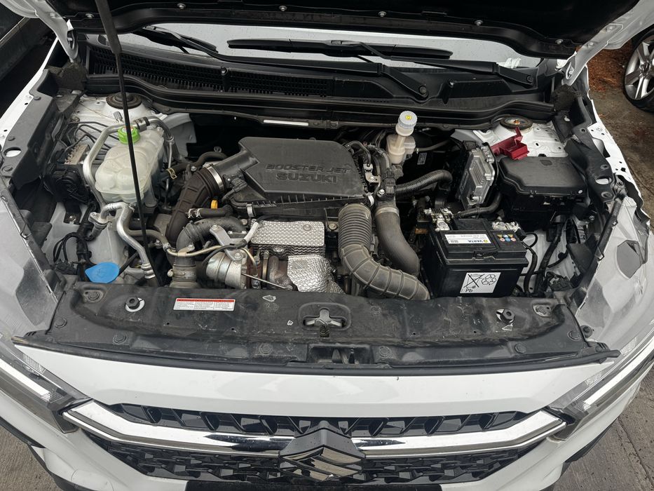 Suzuki SX4 S-Cross Hybrid AVARIAT!!