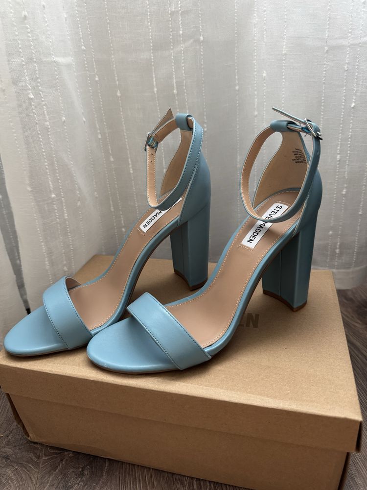 Токчета сандали на ток високи обувки в небесни синьо сини Steve madden