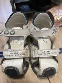 Обувь для мальчика на лето