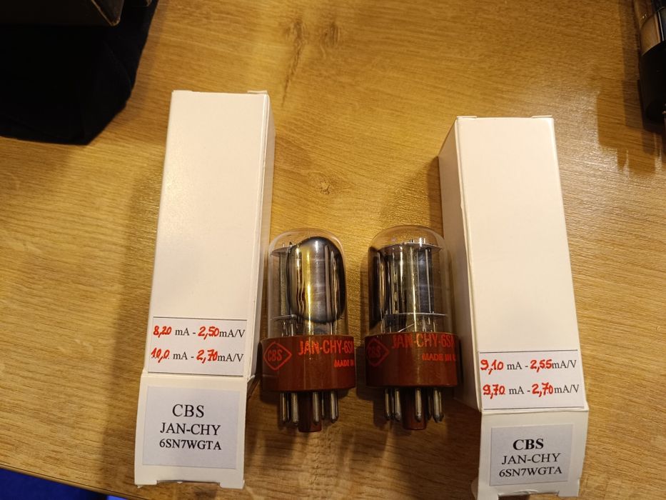 Tuburi electronice 6sn7 și 6ak5/5654w