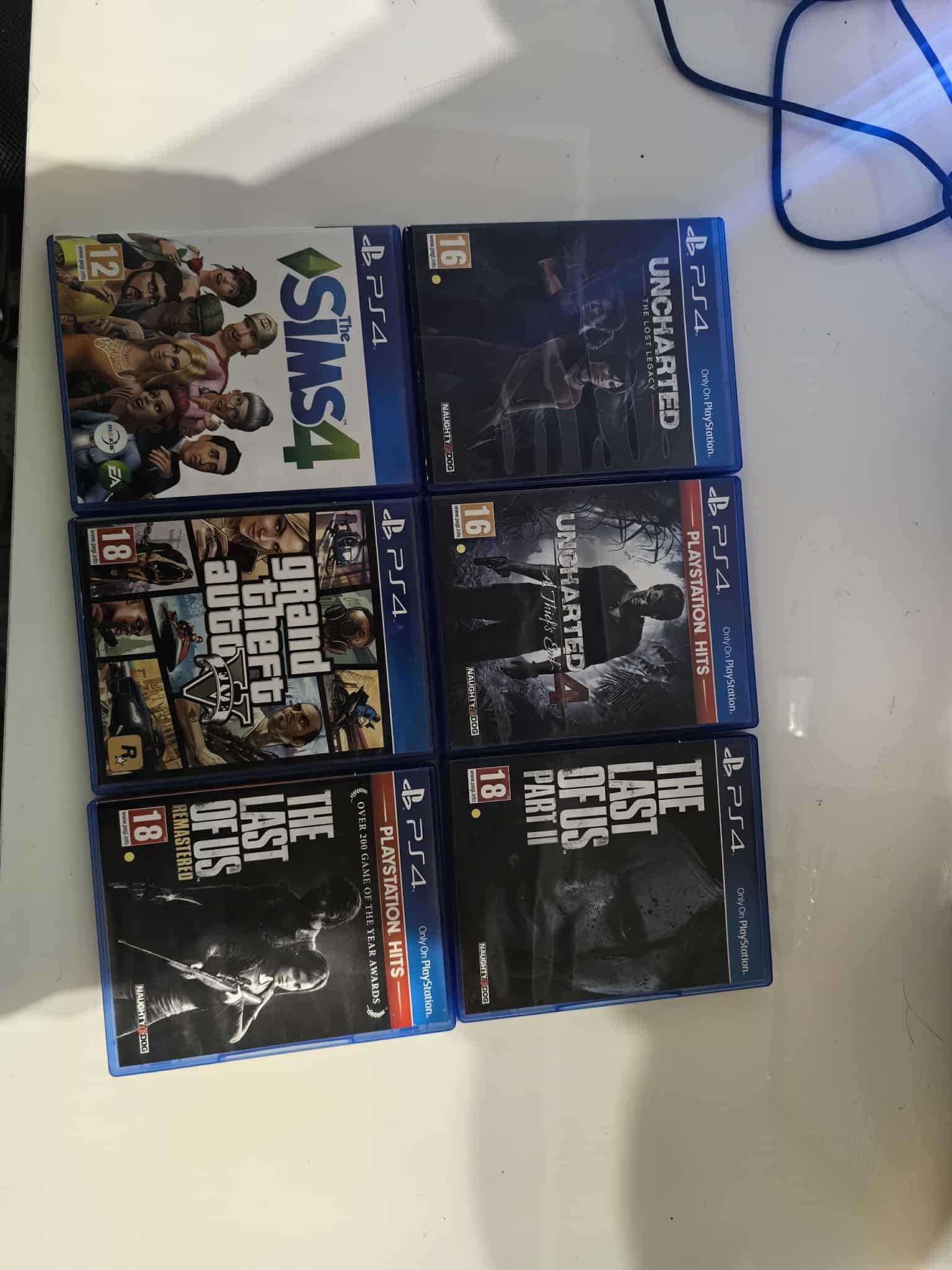 ps4 slim 1 TB с 6 игри към него
