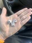 AIRPODS 4th Generation