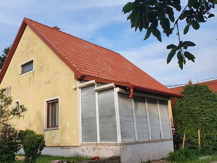 Montaj sisteme pluviale, parazapezi, reparatii acoperis, montaj