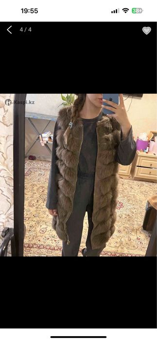 Продам меховой жилет 42-46 размер