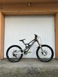 Bicicletă downhill Santa Cruz V10 Fox Kashima size M Carbon