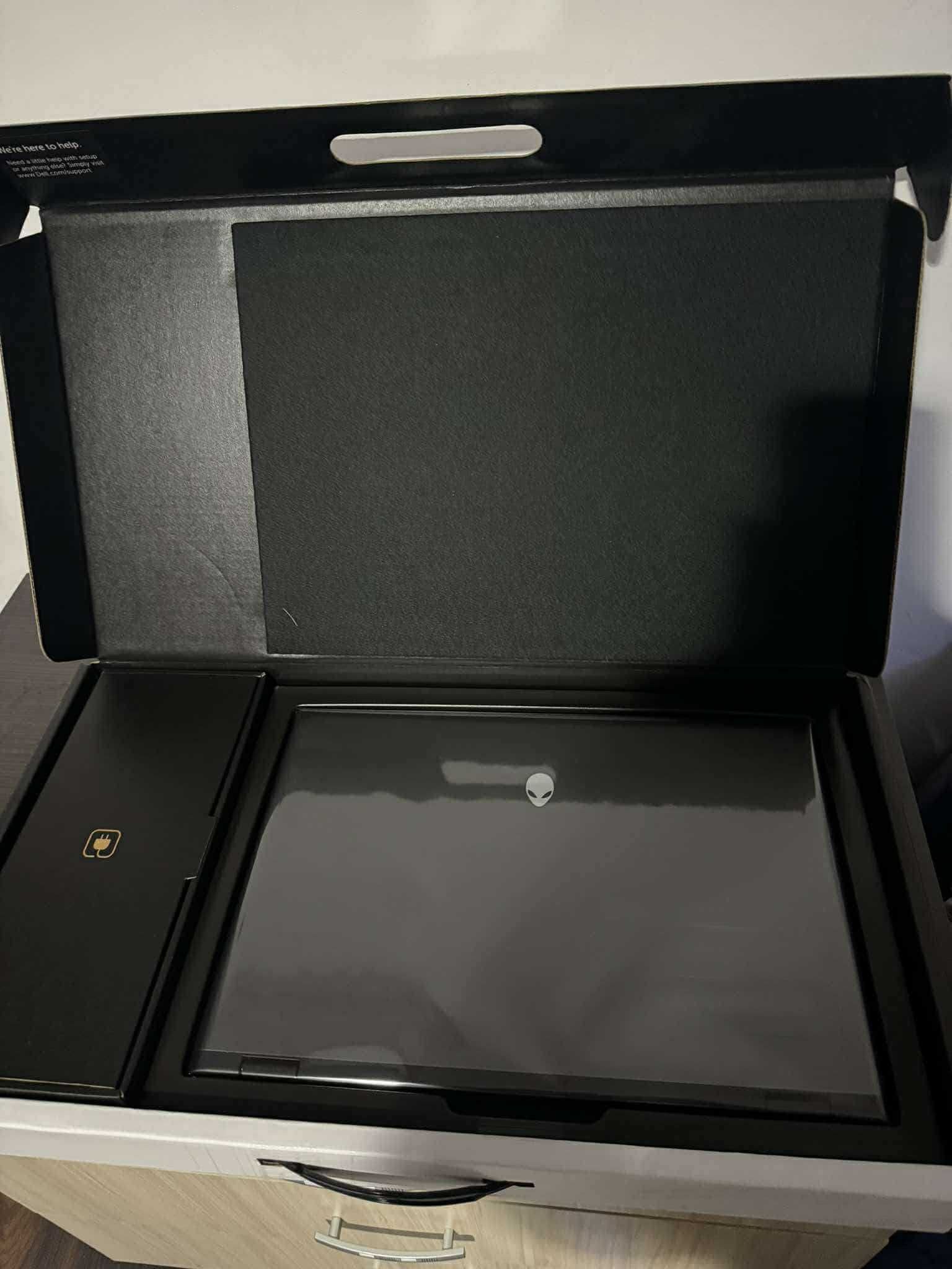 Alienware M16 R2 Nvidia GeForce 4070