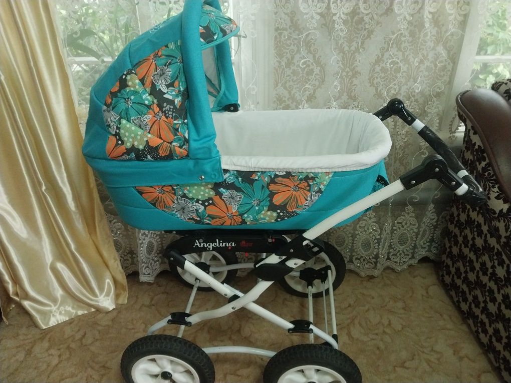 Продам коляску 2 в 1