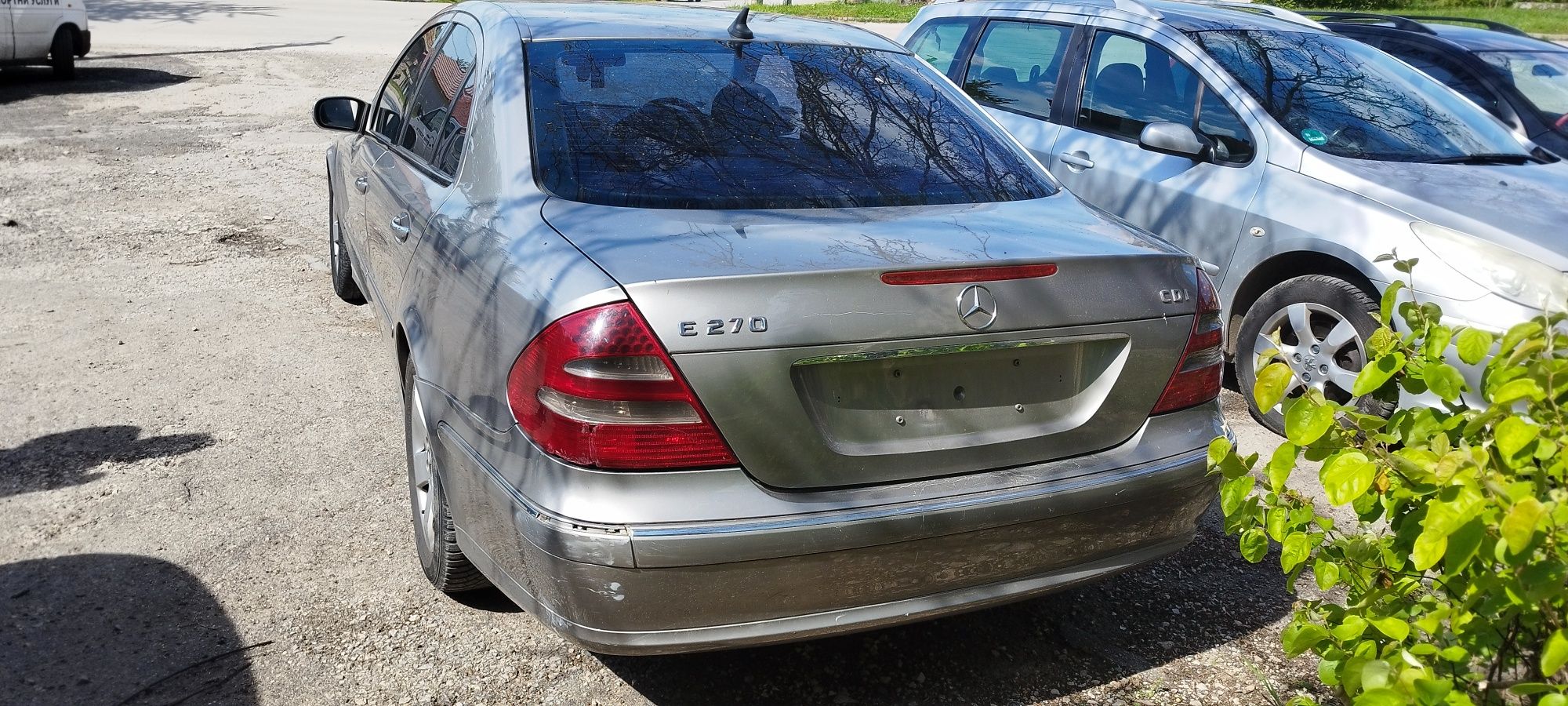 Mercedes e270 на части всичко е налично