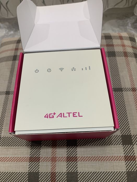 Wi-Fi роутер Altel 4G в отличном состоянии. Выгодный тариф.