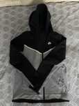 Tech fleece hanorac negru cu gri