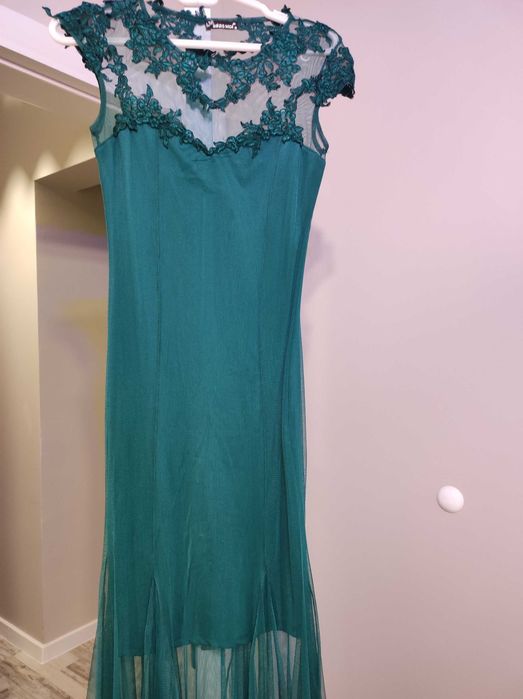 Официална  рокля