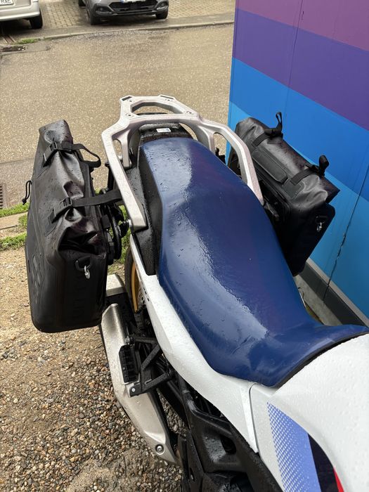 Genți Bagtec + suporți și plăci SW Motech pentru Honda 750 XL