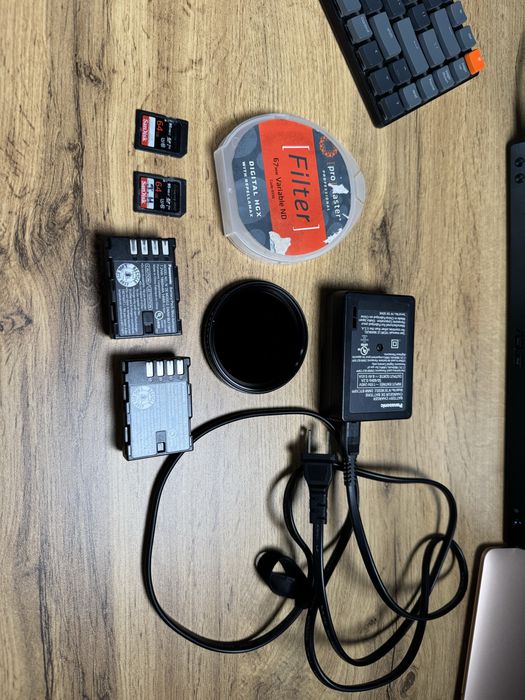 Panasonic Lumix GH5 + Sigma 16mm f/1.4