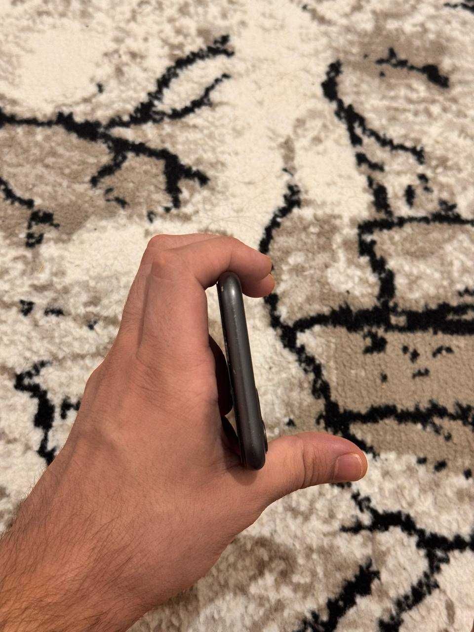 iPhone 11 sotiladi