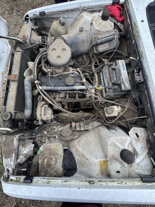 Dacia 1307 Pick-Up 4x4 • Cabina dublă • 1.6 Benzină • 5 locuri